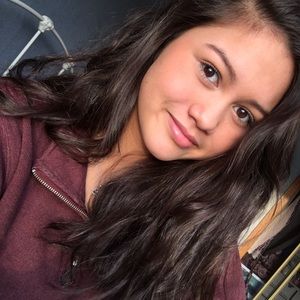 Meet your Posher, Carme